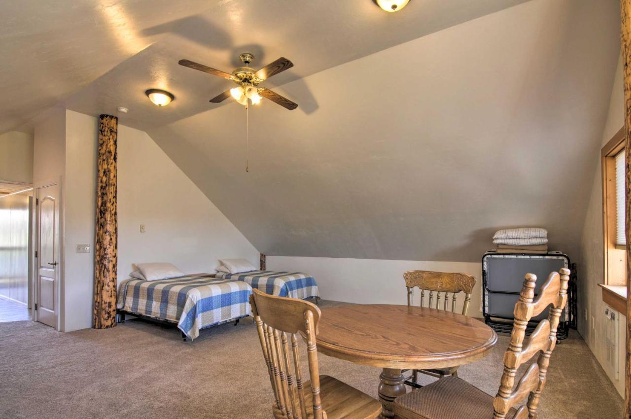 Cozy Henrieville Cabin 18 Mi To Bryce Canyon Np! Экстерьер фото