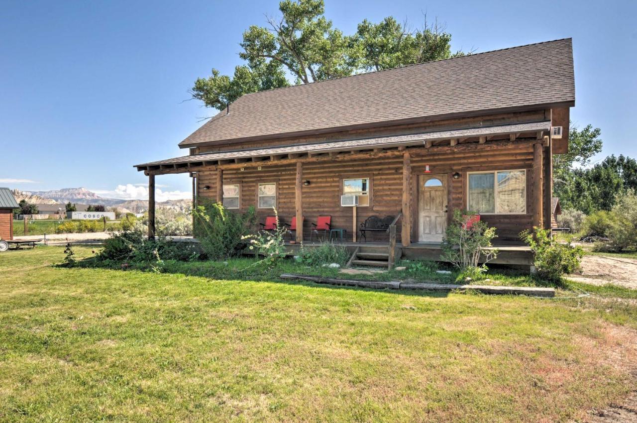 Cozy Henrieville Cabin 18 Mi To Bryce Canyon Np! Экстерьер фото