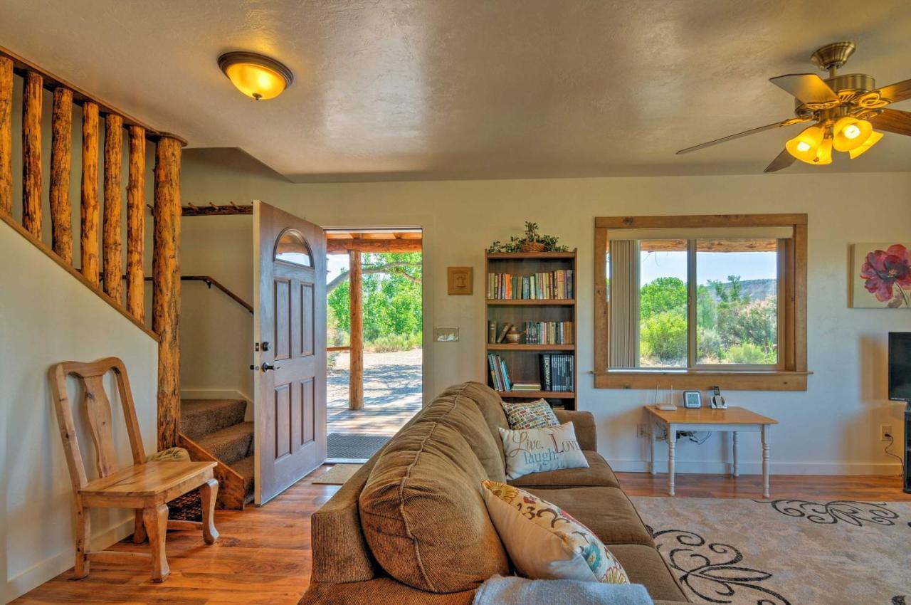 Cozy Henrieville Cabin 18 Mi To Bryce Canyon Np! Экстерьер фото