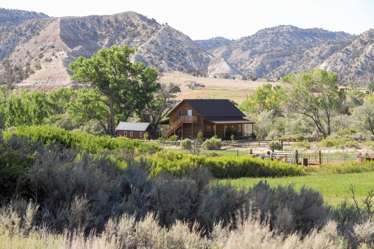 Cozy Henrieville Cabin 18 Mi To Bryce Canyon Np! Экстерьер фото