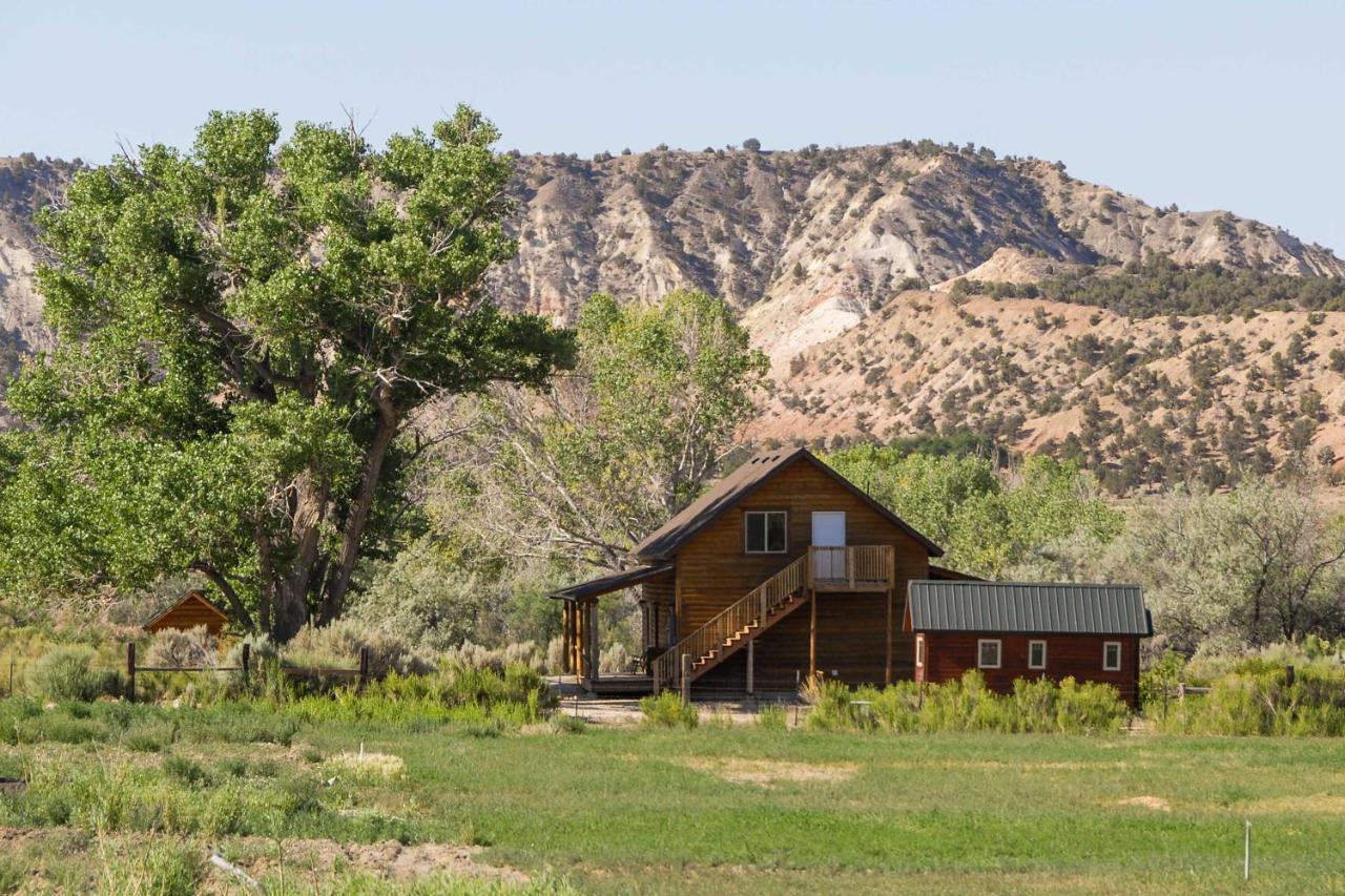 Cozy Henrieville Cabin 18 Mi To Bryce Canyon Np! Экстерьер фото